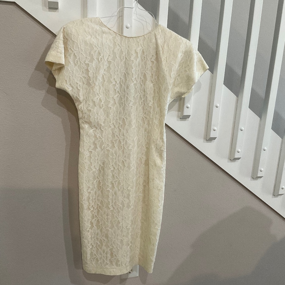 Beautiful dress by Datiani